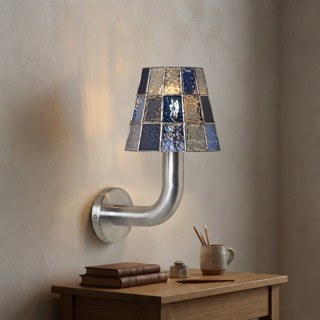 Applique murale en verre vitrail style Tiffany Chapelle – mise en situation (visuel d’ambiance)