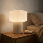 Lampe à poser champignon en céramique beige Dorado – mise en situation (visuel d’ambiance)