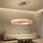 Lustre en albâtre anneau fin Écliptique – mise en situation (visuel d’ambiance)