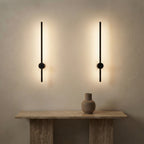Applique murale linéaire noire sans fil rechargeable Antenne – mise en situation (visuel d’ambiance)