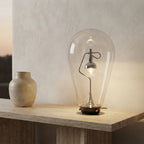 Lampe à poser en verre cloche transparente Goutte – mise en situation (visuel d’ambiance)