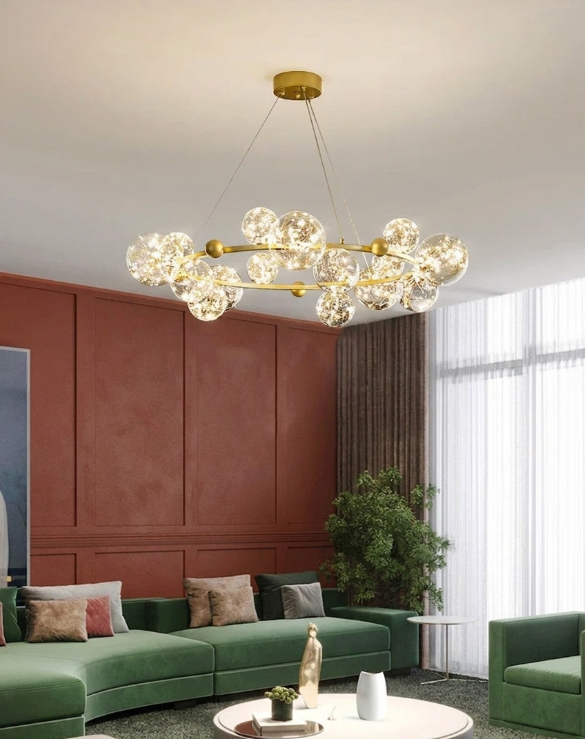 Lustre couronne dorée en fer et verre transparent Nébuleuse – vue 16