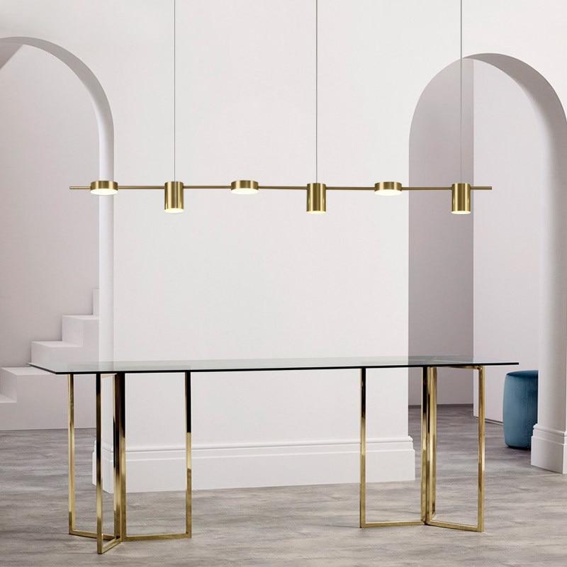Suspension barre en métal doré à six lampes alignées Tablature, finition dorée