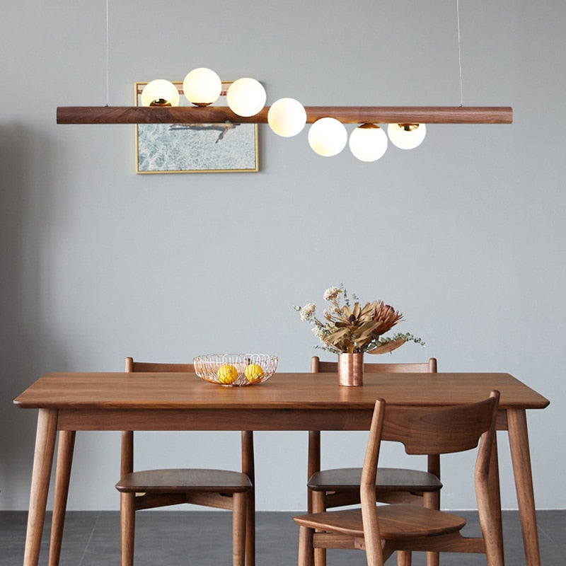 Lustre branche de bois poli à globes Lierre, finition marron