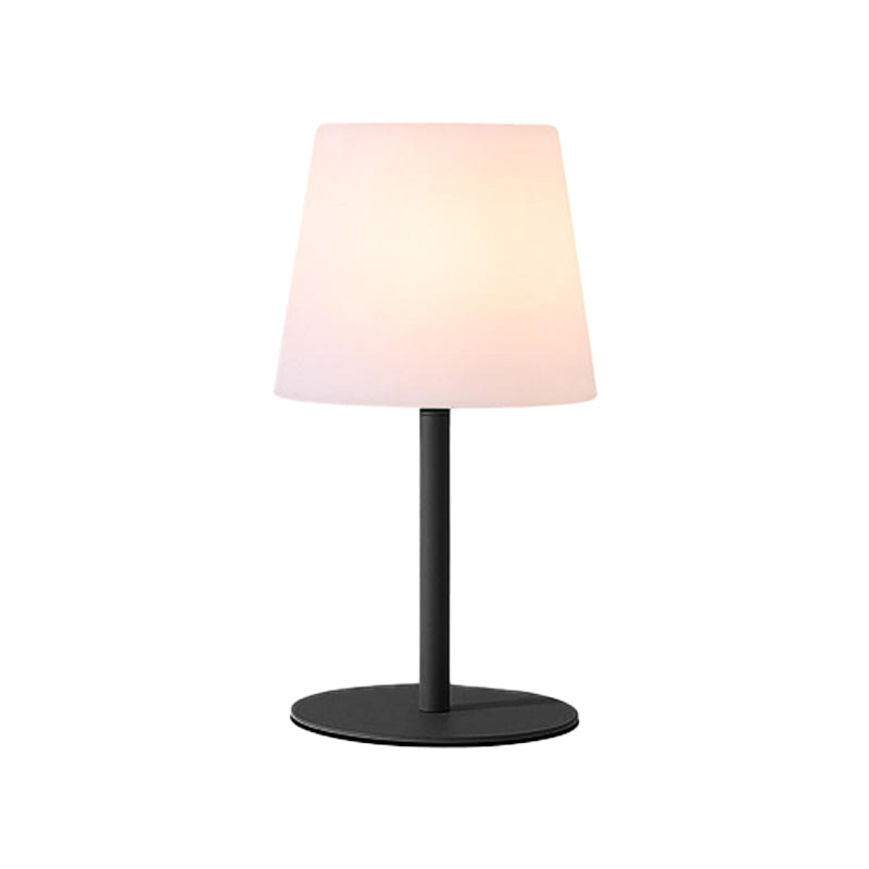 Lampe à poser sans fil rechargeable noire et blanche Domino
