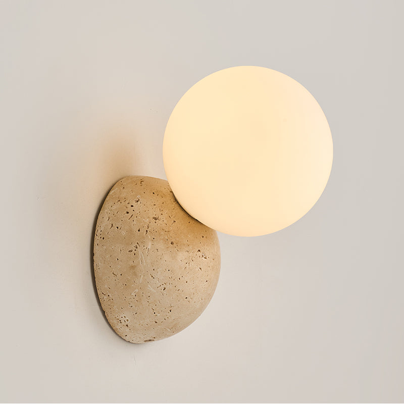 Applique murale demi-coupole en travertin globe blanc Coquille