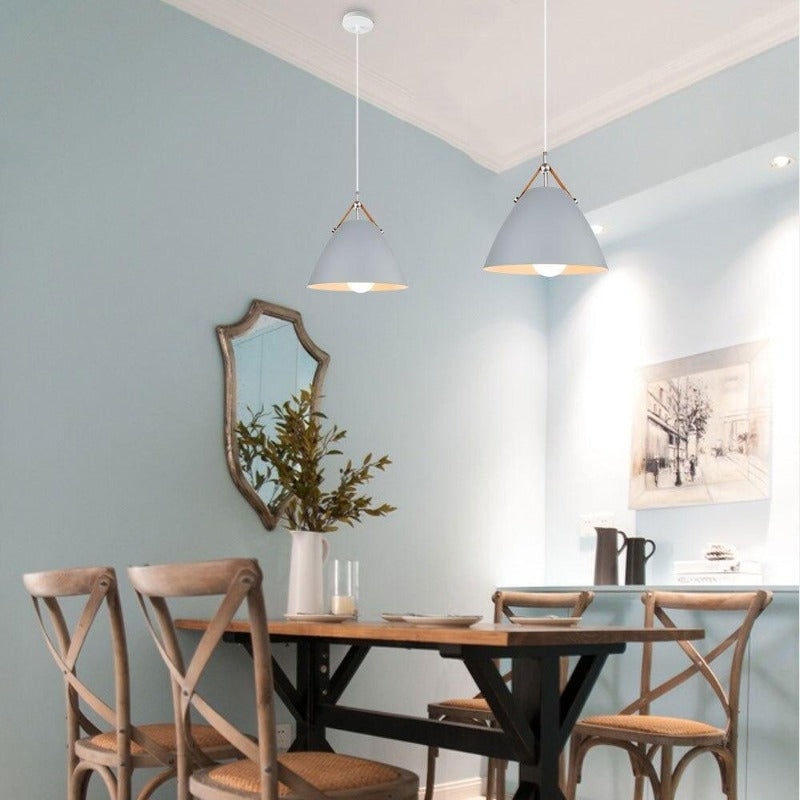 Suspension cloche en bois noir sur câble fin Timbre