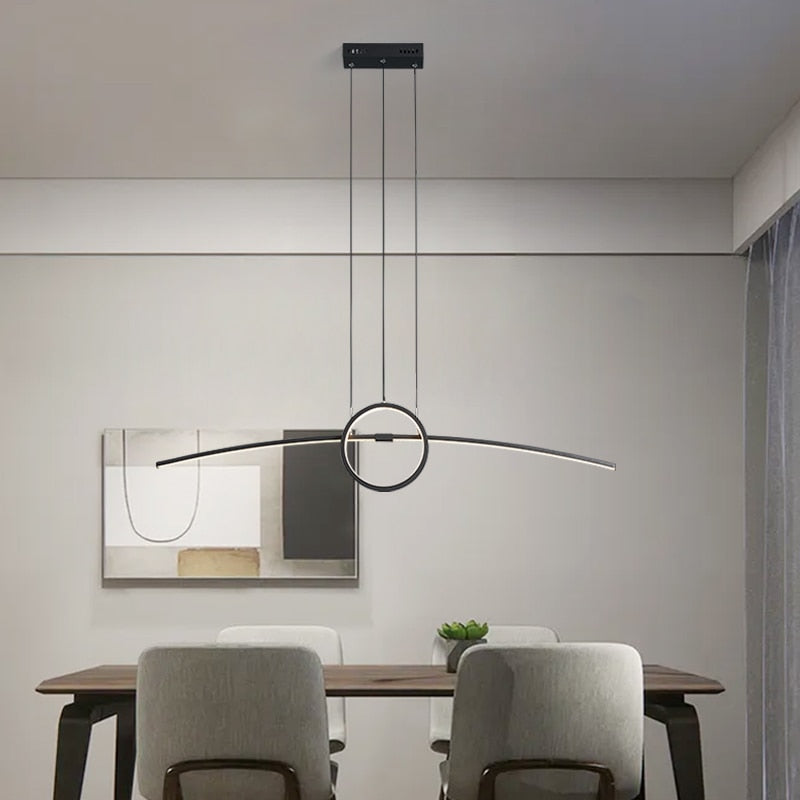 Lustre ligne courbe et anneau doré Tangente, finition noire
