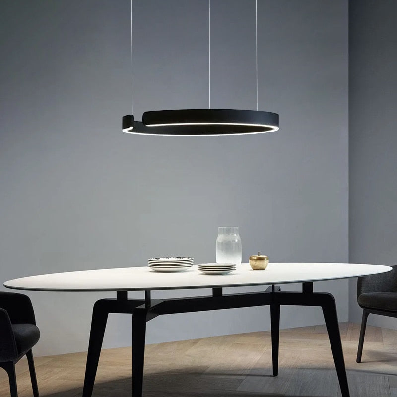 Lustre disque lumineux noir Rondeau, finition noire