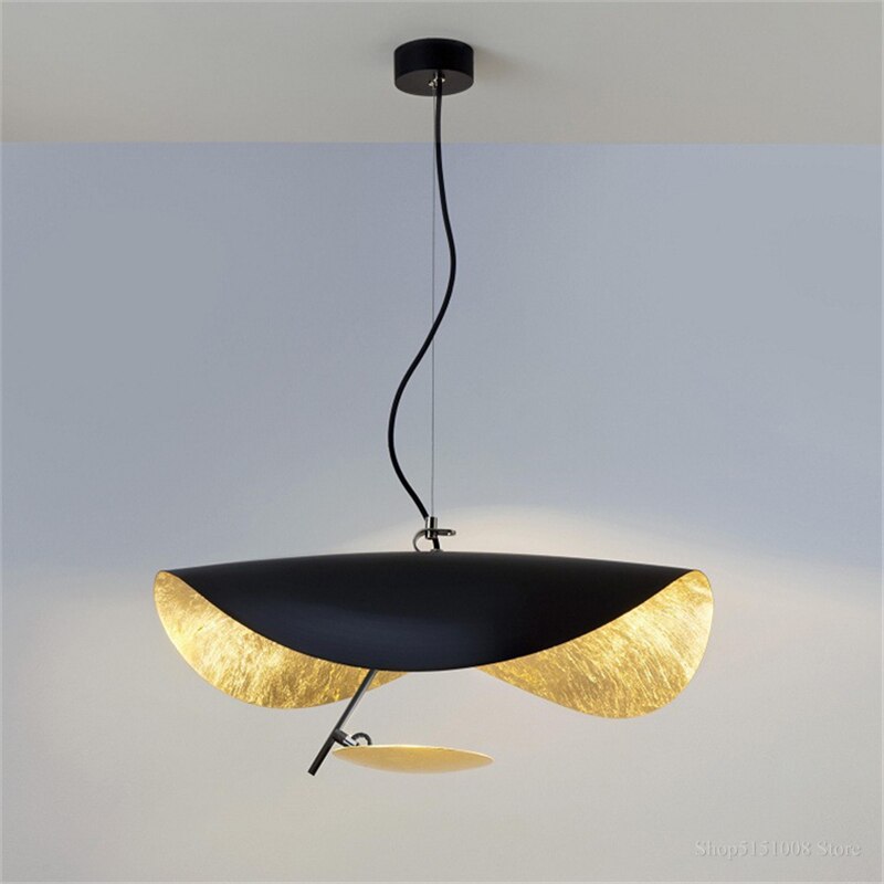 Suspension coupole en métal noir à intérieur cuivré Vasque