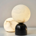 Lampe à poser sphère en albâtre Orbe