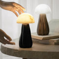 Lampe à poser champignon en albâtre pied torsadé Drapé