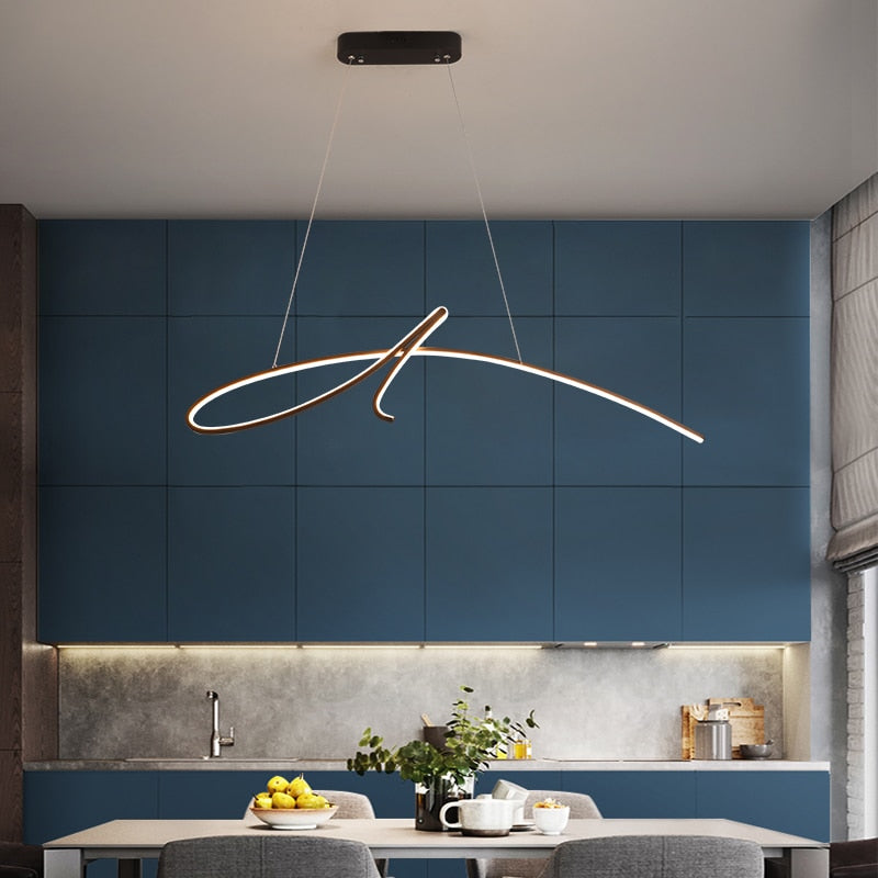 Suspension LED noire en forme de A cursif Monogramme – vue 4
