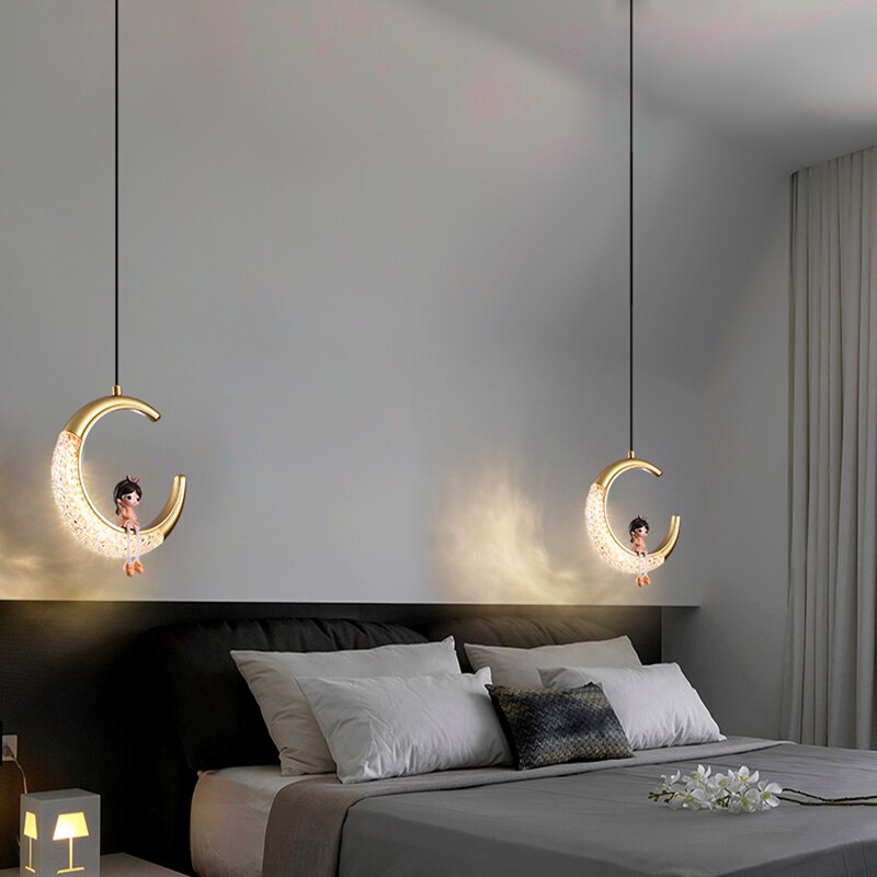 Suspension croissant de lune doré et silhouette Songe – vue 4