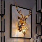 Applique murale tête de cerf dorée Pavillon, finition dorée