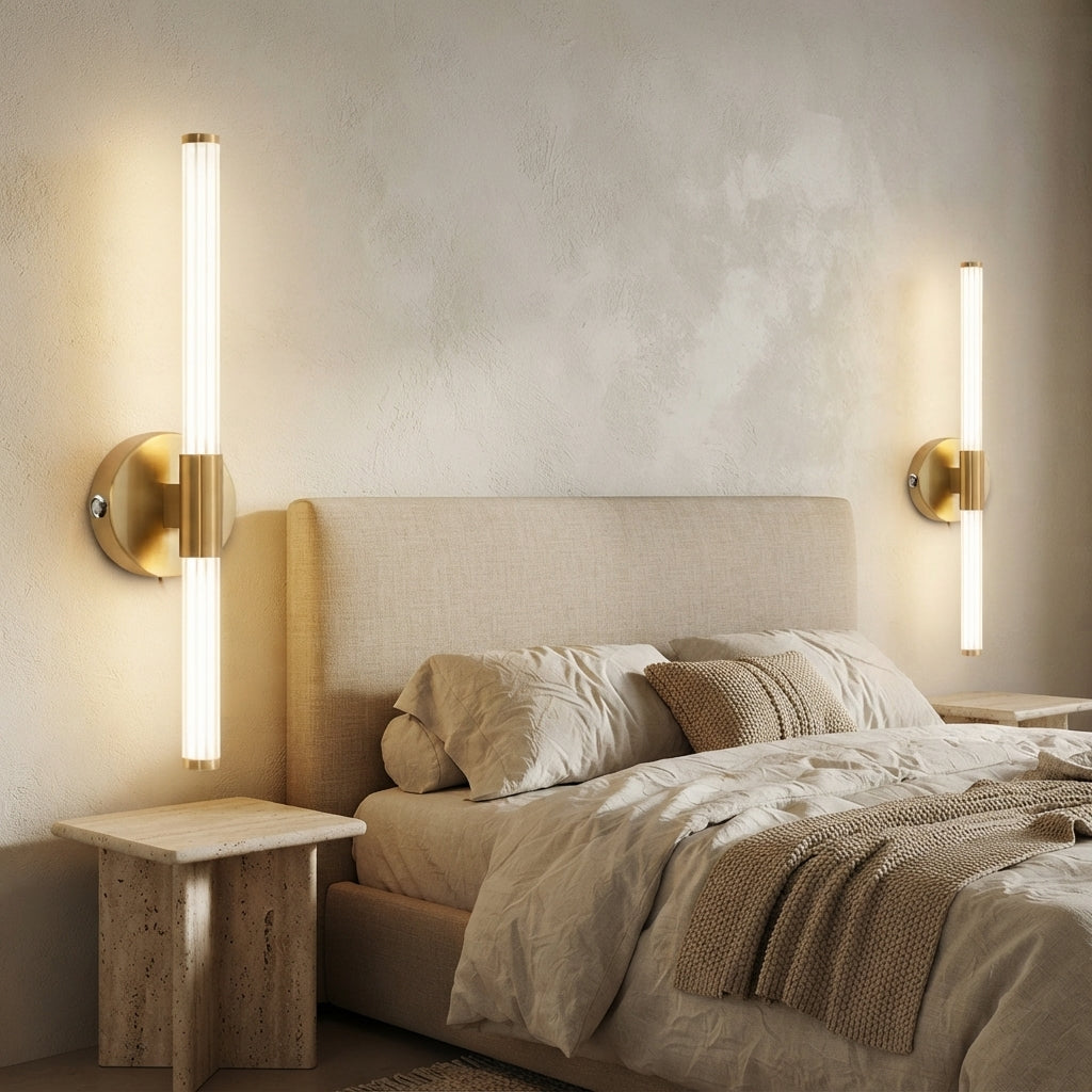 Applique murale tube transparent doré sans fil rechargeable Bruine – mise en situation (visuel d’ambiance)