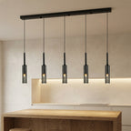 Suspension en verre cinq tubes noirs sur rampe Harpe – mise en situation (visuel d’ambiance)