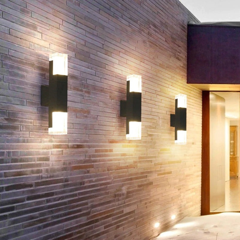 Applique d'extérieur allongée noir et blanc à détecteur Mirador – vue 2