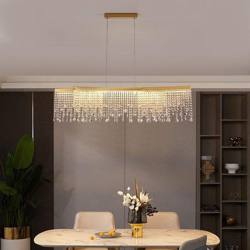 Lustre couronne de pampilles en cristal Tiare