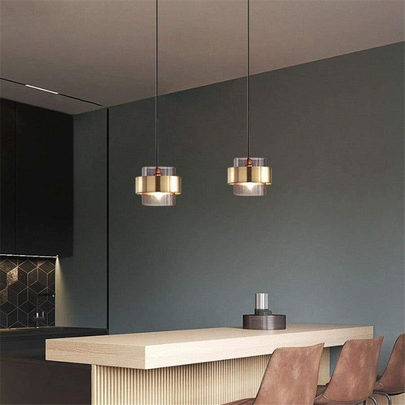 Suspension petit cylindre en laiton brillant Sequin, finition dorée